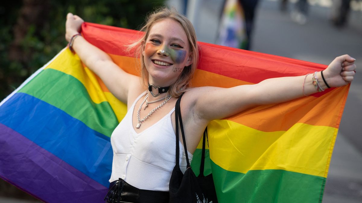 Snahy změnit sexuální orientaci se dál objevují i v Evropě. Kanada je zakázala
